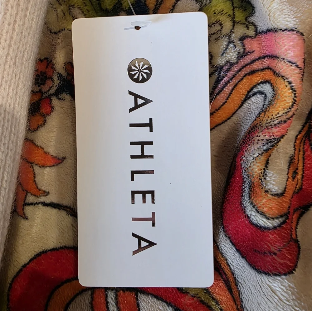 Athleta Alpine Spirit Wrap XL Nwt - Picture 6 of 9